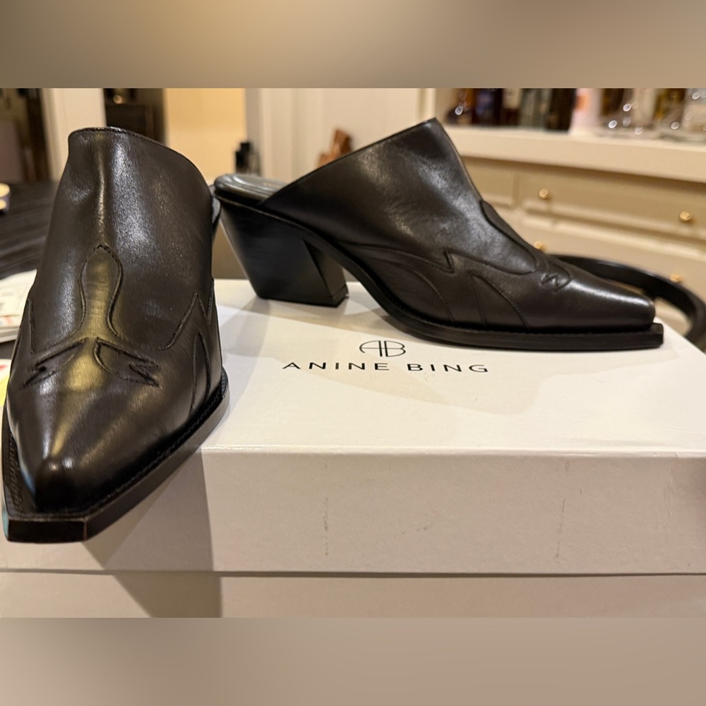 Anine Bing Black Leather Tania Mules 41